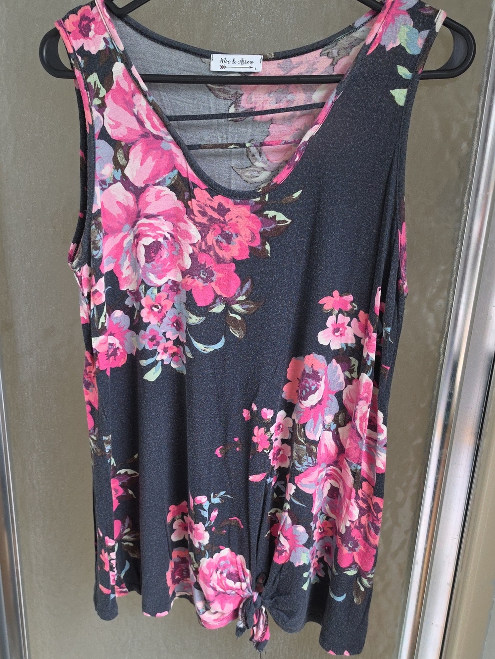 Floral Tie-Hem Tank Top - Pink on Black